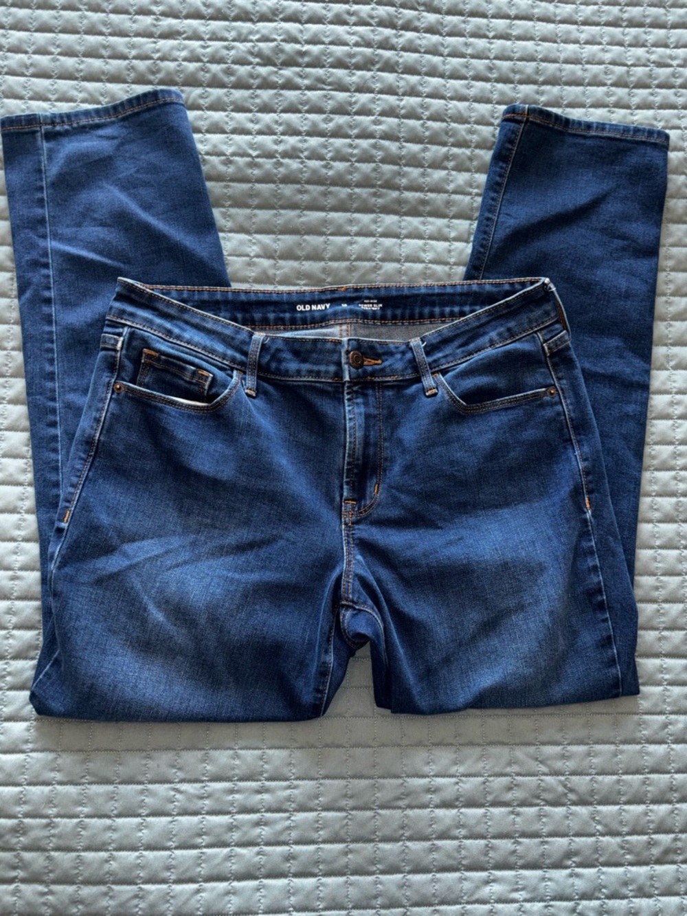 OLD NAVY Womens Jeans POWER SLIM STRAIGHT MID RISE Size 10 - (C2826A) - Picture 5 of 10